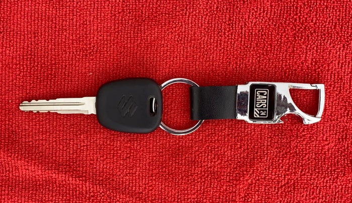2018 Maruti Alto 800 LXI, Petrol, Manual, 32,279 km, Key Close Up