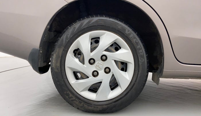 2014 Honda Amaze 1.5 SX MT I DTEC, Diesel, Manual, 1,13,597 km, Right Rear Wheel