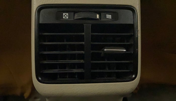 2016 Maruti Ciaz VXI, Petrol, Manual, 99,464 km, Rear AC Vents