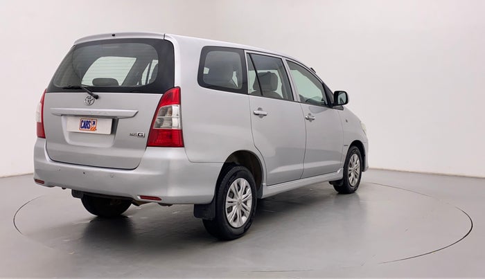 2013 Toyota Innova 2.5 GX 7 STR BS IV, Diesel, Manual, 64,869 km, Right Back Diagonal