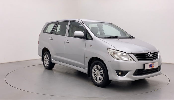 2013 Toyota Innova 2.5 GX 7 STR BS IV, Diesel, Manual, 64,869 km, Right Front Diagonal