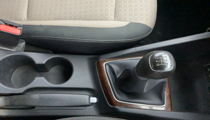 2016 Hyundai Elite i20 MAGNA 1.2, Petrol, Manual, 27,155 km, Gear Lever