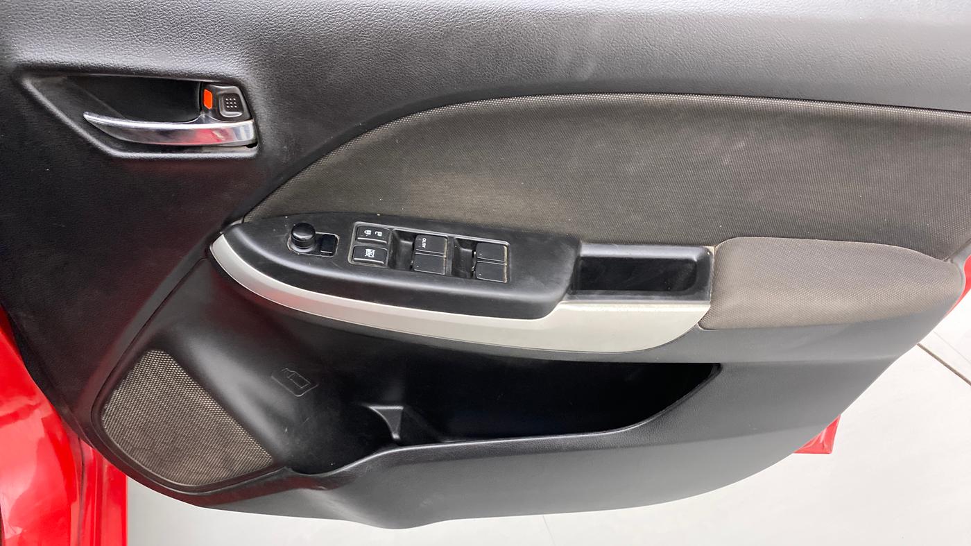 2018 Maruti Baleno DELTA DIESEL 1.3, Diesel, Manual, 91,429 km, Driver Side Door Panels Control