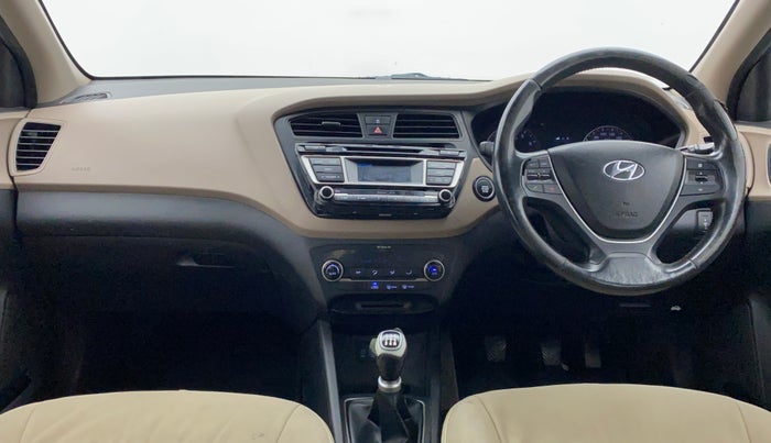 2015 Hyundai Elite i20 ASTA 1.2, Petrol, Manual, 1,02,238 km, Dashboard
