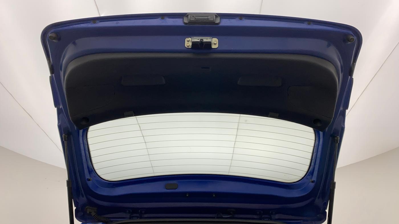 2015 Hyundai Elite i20 ASTA 1.2, Petrol, Manual, 1,02,238 km, Boot Door Open