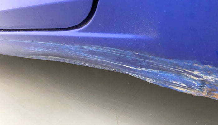 2015 Hyundai Elite i20 ASTA 1.2, Petrol, Manual, 1,02,238 km, Left running board - Slightly dented