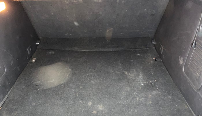 2018 Renault Captur PLATINE DIESEL DUAL TONE, Diesel, Manual, 1,03,432 km, Boot Inside