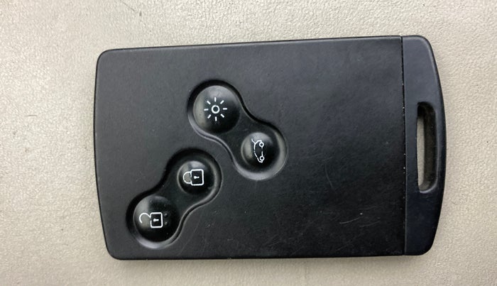 2018 Renault Captur PLATINE DIESEL DUAL TONE, Diesel, Manual, 1,03,432 km, Key Close Up