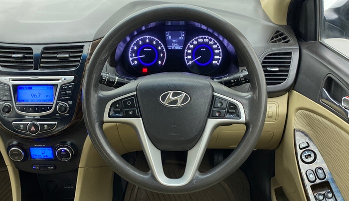 2013 Hyundai Verna FLUIDIC 1.6 VTVT SX, Petrol, Manual, 1,11,053 km, Steering Wheel Close Up