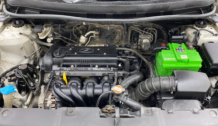 2013 Hyundai Verna FLUIDIC 1.6 VTVT SX, Petrol, Manual, 1,11,053 km, Open Bonet