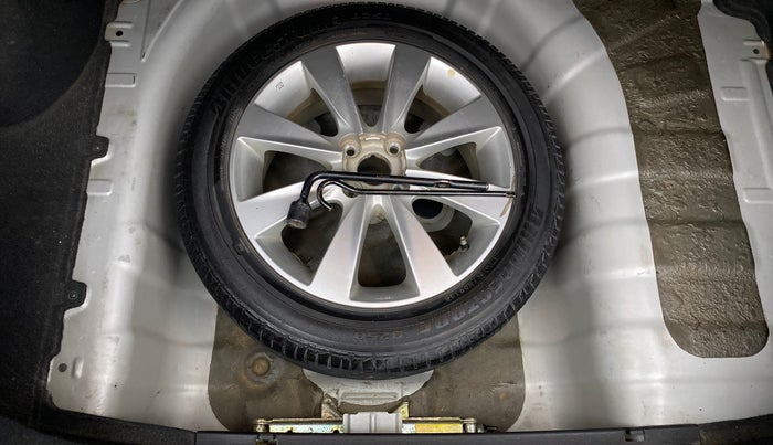 2013 Hyundai Verna FLUIDIC 1.6 VTVT SX, Petrol, Manual, 1,11,053 km, Spare Tyre