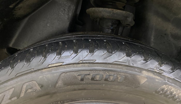 2021 Jeep Compass LIMITED (O) 1.4 PETROL DCT, Petrol, Automatic, 25,619 km, Right Rear Tyre Tread