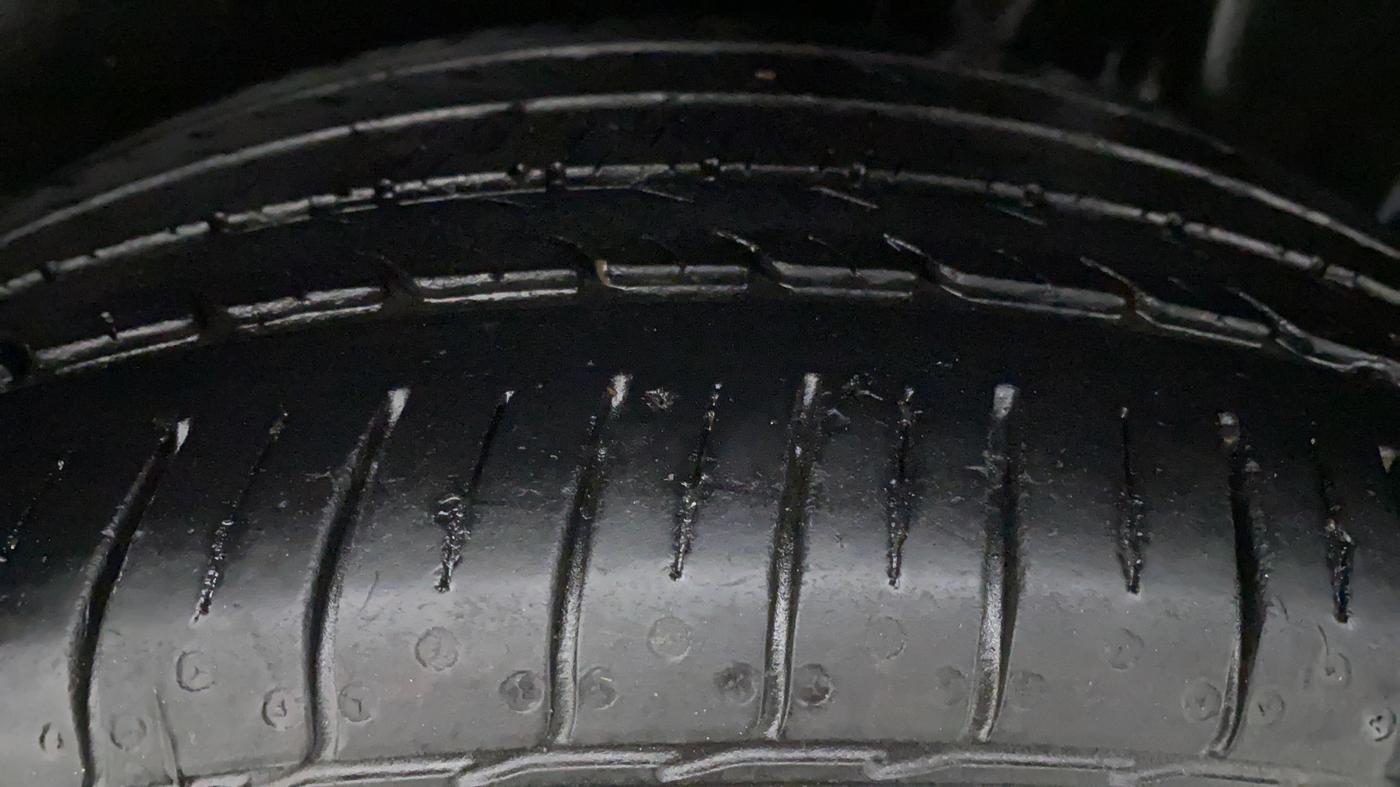 2020 Volkswagen Polo GT TSI AT 1.0, Petrol, Automatic, 25,590 km, Left Rear Tyre Tread