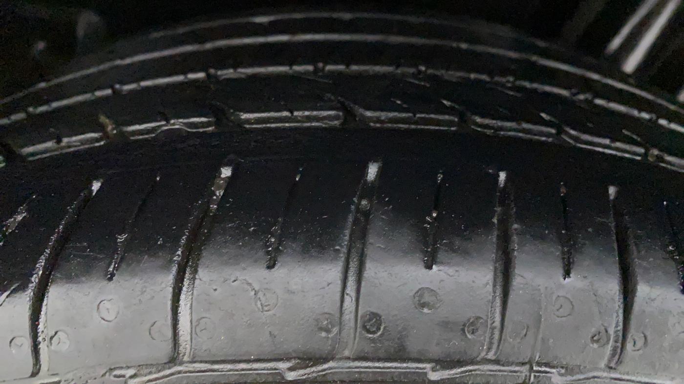 2020 Volkswagen Polo GT TSI AT 1.0, Petrol, Automatic, 25,590 km, Left Front Tyre Tread