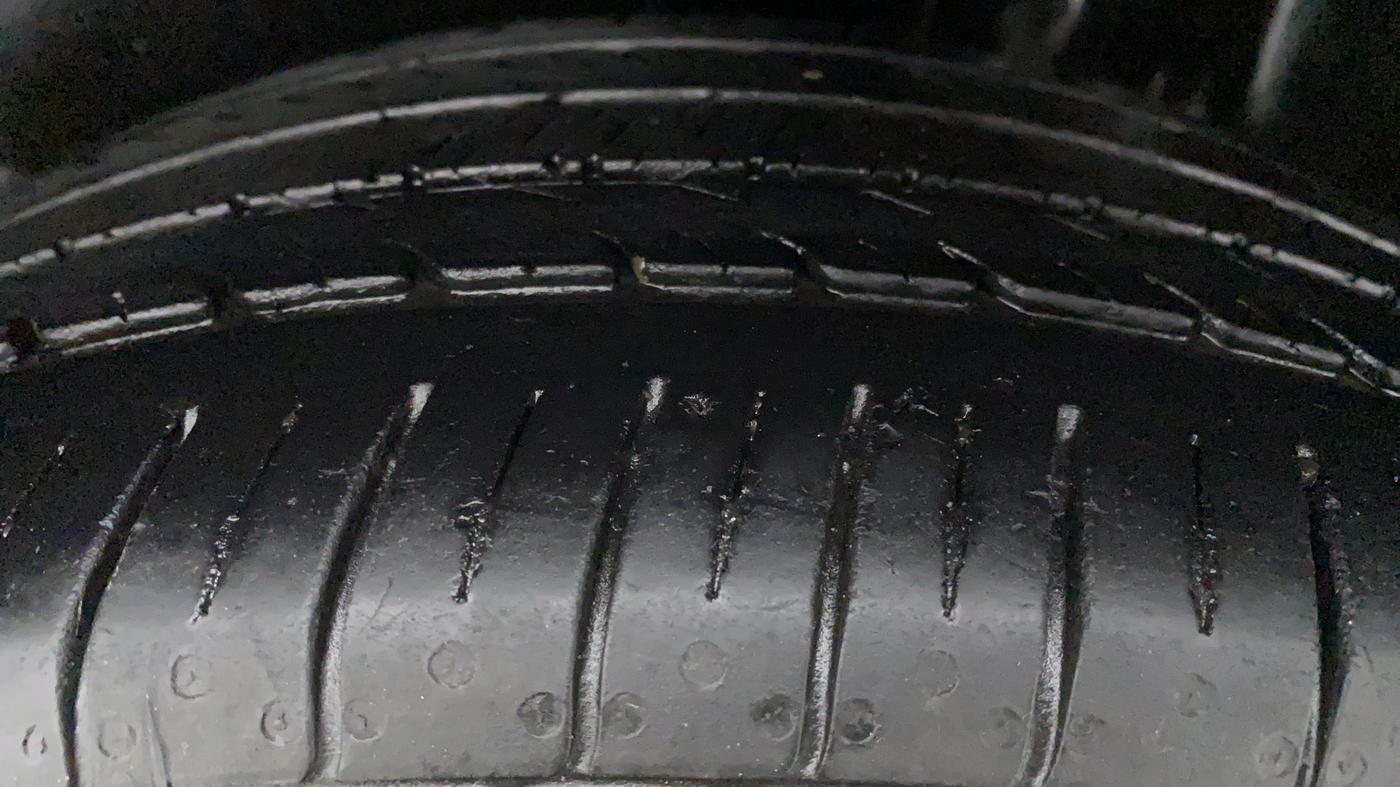 2020 Volkswagen Polo GT TSI AT 1.0, Petrol, Automatic, 25,590 km, Right Front Tyre Tread