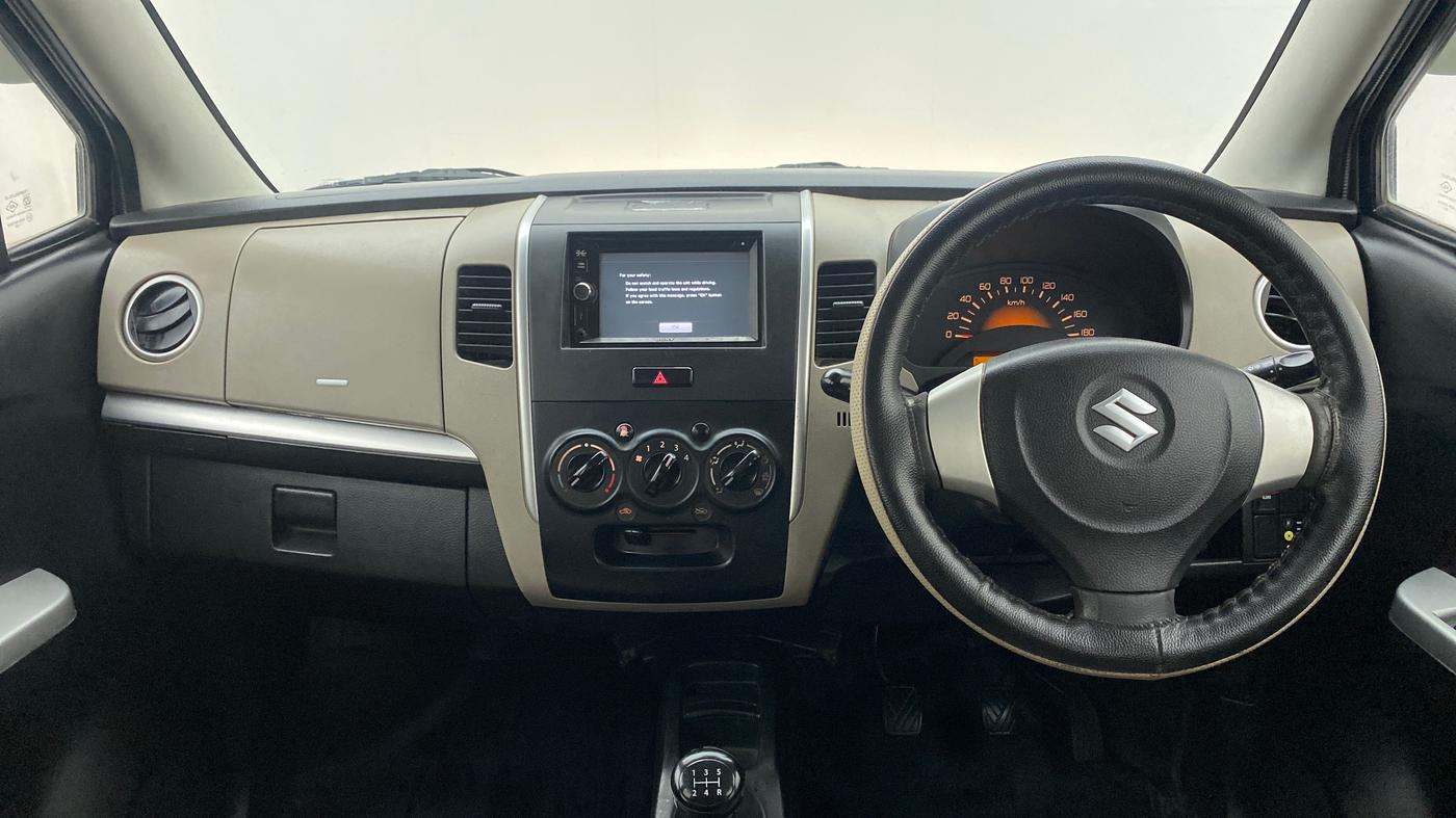 2014 Maruti Wagon R 1.0 LXI CNG, CNG, Manual, 99,974 km, Dashboard