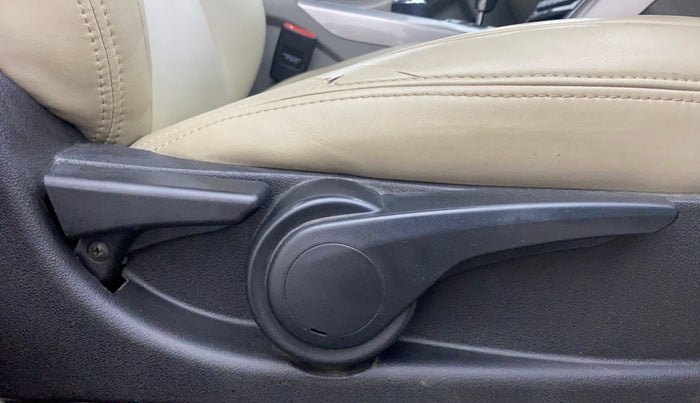 2019 Tata NEXON XZA PLUS PETROL, Petrol, Automatic, 63,375 km, Driver Side Adjustment Panel