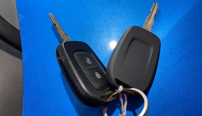 2021 Renault Kiger RXL MT, Petrol, Manual, 10,990 km, Key Close Up