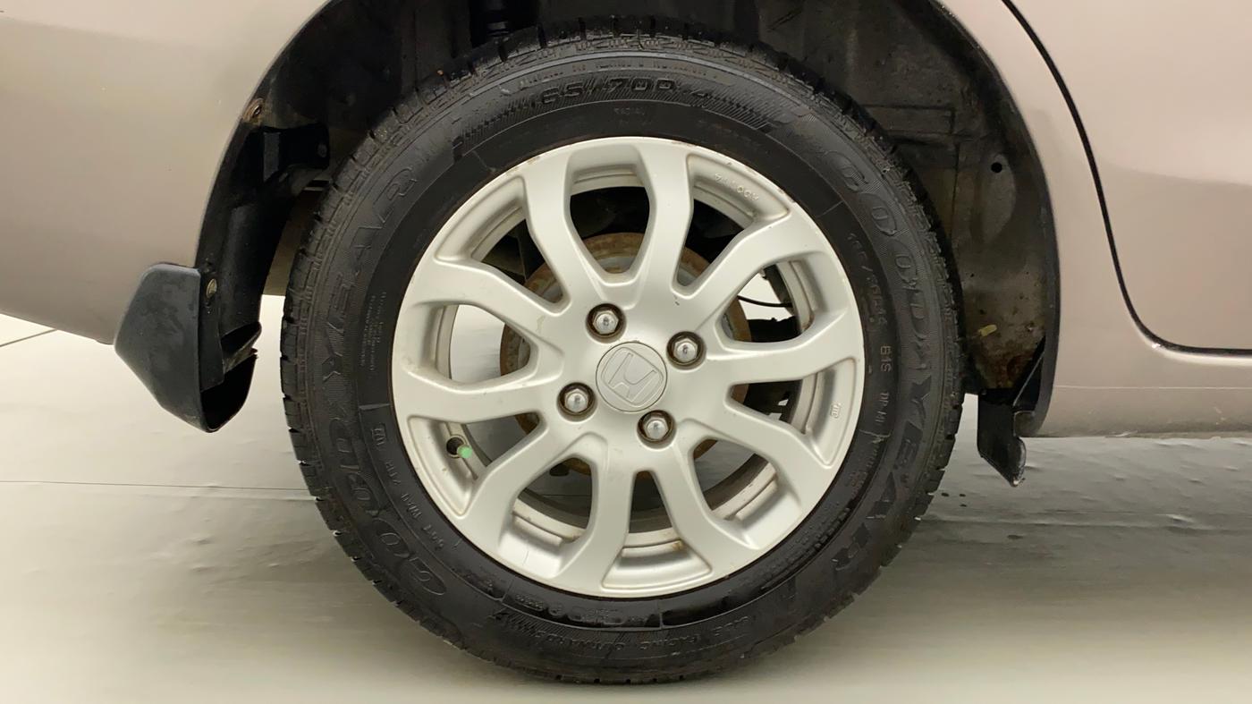 2013 Honda Amaze 1.2L I-VTEC VX AT, Petrol, Automatic, 77,130 km, Right Rear Wheel