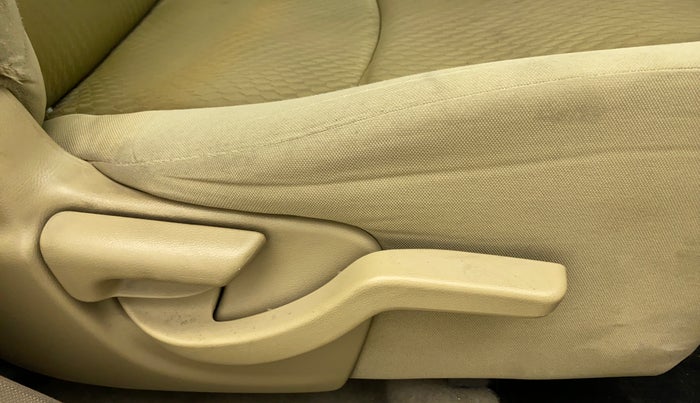 2013 Honda Amaze 1.2L I-VTEC VX AT, Petrol, Automatic, 77,130 km, Driver Side Adjustment Panel