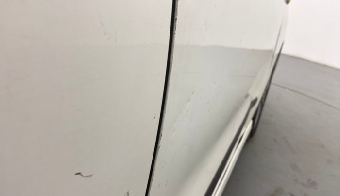 2016 Maruti Wagon R Stingray VXI, Petrol, Manual, 87,977 km, Driver-side door - Slightly dented