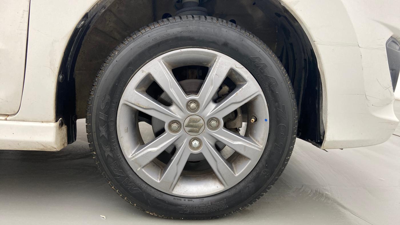 2016 Maruti Wagon R Stingray VXI, Petrol, Manual, 87,977 km, Right Front Wheel