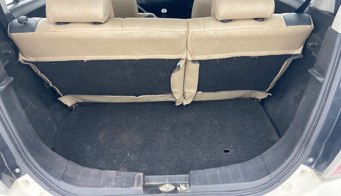 2016 Maruti Wagon R Stingray VXI, Petrol, Manual, 87,977 km, Dicky (Boot door) - Parcel tray missing