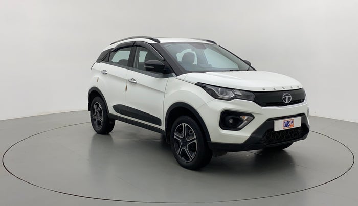 2021 Tata NEXON XMA SUNROOF PETROL, Petrol, Automatic, 12,190 km, Right Front Diagonal