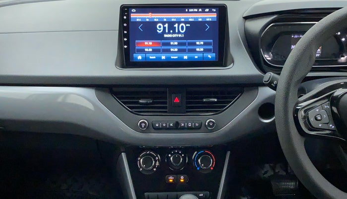 2021 Tata NEXON XMA SUNROOF PETROL, Petrol, Automatic, 12,190 km, Air Conditioner