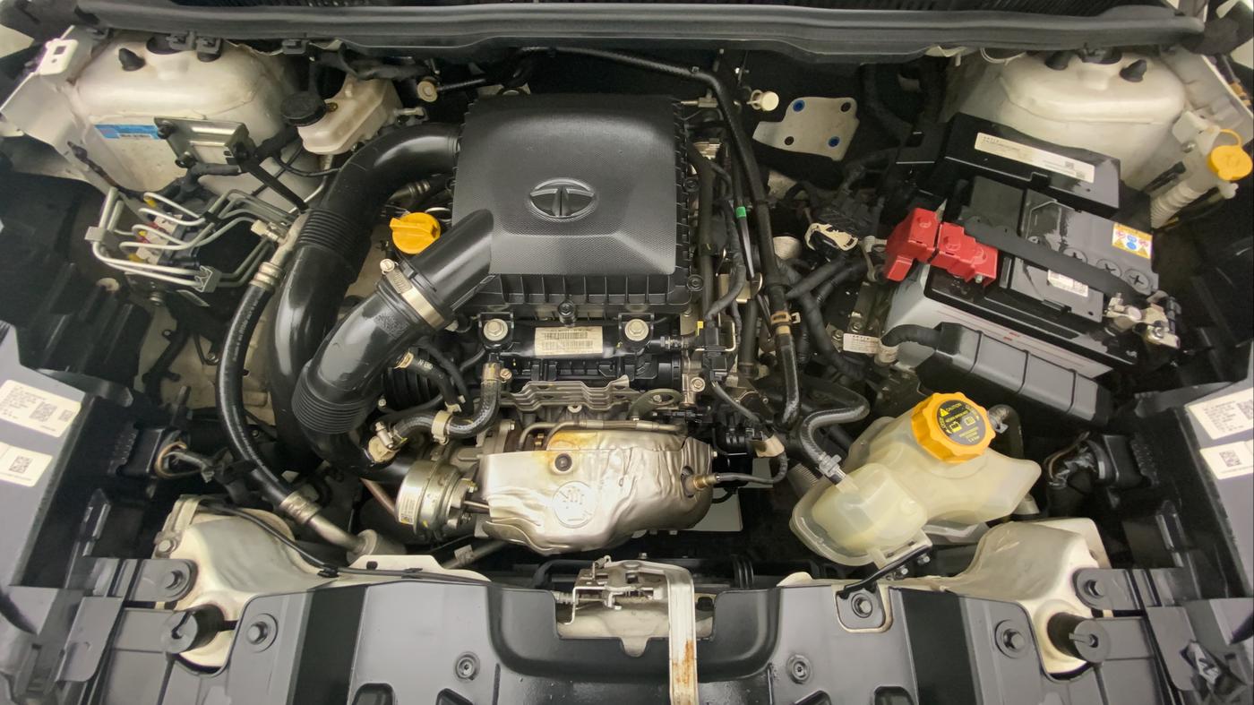2021 Tata NEXON XMA SUNROOF PETROL, Petrol, Automatic, 12,190 km, Open Bonet