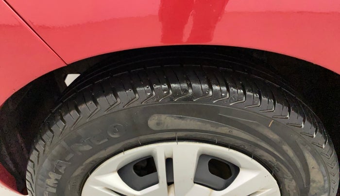 2017 Datsun Redi Go S, Petrol, Manual, 54,765 km, Left Front Tyre Tread