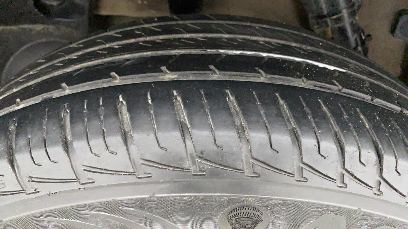 2017 Renault Duster RXS 85 PS, Diesel, Manual, 96,421 km, Right Rear Tyre Tread