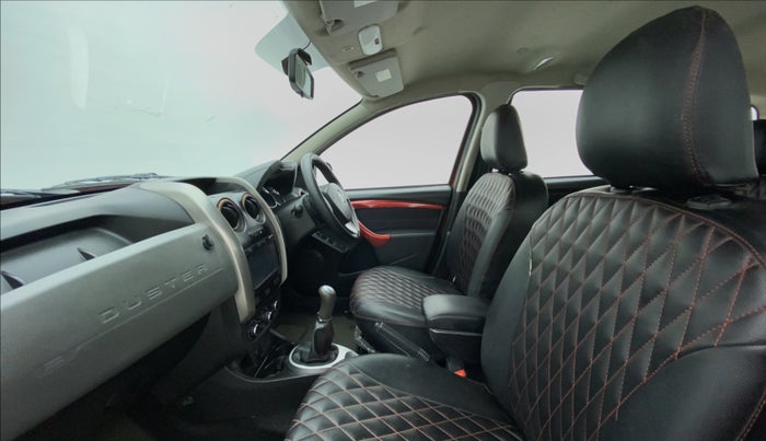 2017 Renault Duster RXS 85 PS, Diesel, Manual, 96,421 km, Right Side Front Door Cabin