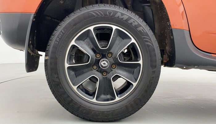 2017 Renault Duster RXS 85 PS, Diesel, Manual, 96,421 km, Right Rear Wheel