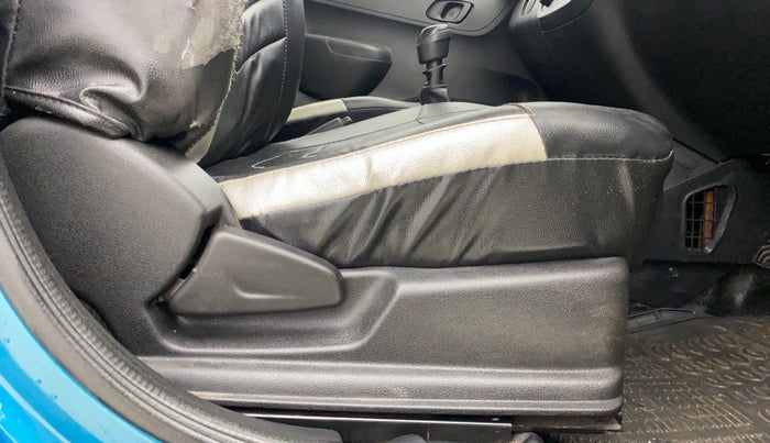 2020 Renault Kwid RXL, Petrol, Manual, 29,029 km, Driver Side Adjustment Panel