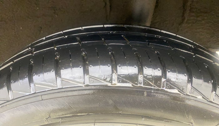 2020 Renault Kwid RXL, Petrol, Manual, 29,029 km, Left Rear Tyre Tread