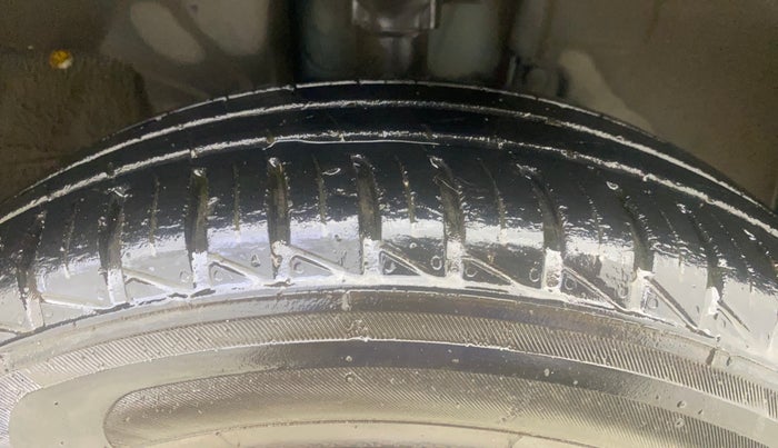 2020 Renault Kwid RXL, Petrol, Manual, 29,029 km, Right Front Tyre Tread