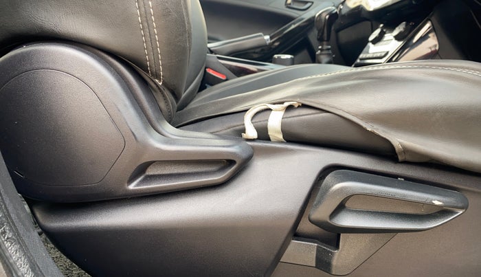 2023 Tata NEXON XZ PLUS (O) PETROL DARK EDITION, Petrol, Manual, 16,636 km, Driver Side Adjustment Panel