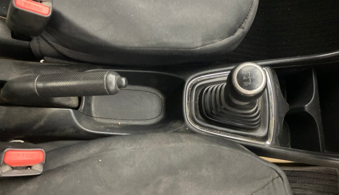 2021 Honda Amaze 1.2L I-VTEC S, Petrol, Manual, 1,04,006 km, Gear Lever