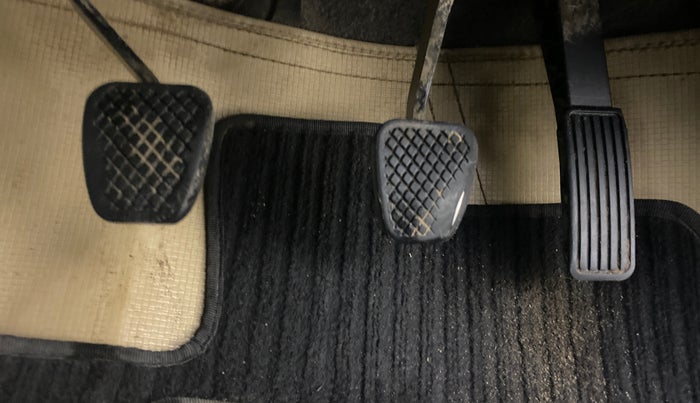 2021 Honda Amaze 1.2L I-VTEC S, Petrol, Manual, 1,04,006 km, Pedals