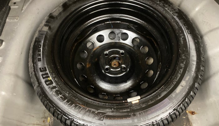 2014 Hyundai Verna FLUIDIC 1.6 CRDI SX AT, Diesel, Automatic, 99,487 km, Spare Tyre