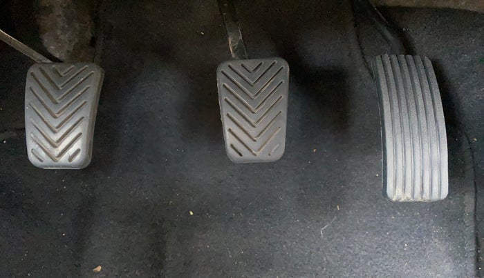 2015 Hyundai Eon D-LITE+, Petrol, Manual, 24,278 km, Pedals