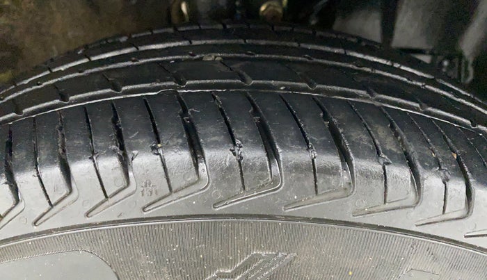 2020 Maruti New Wagon-R LXI CNG 1.0 L, CNG, Manual, 34,103 km, Right Front Tyre Tread