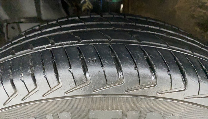 2020 Maruti New Wagon-R LXI CNG 1.0 L, CNG, Manual, 34,103 km, Left Front Tyre Tread