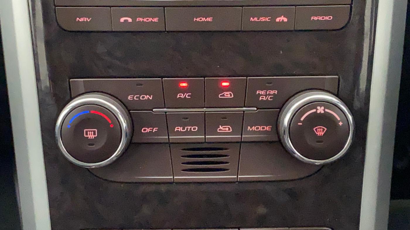 2014 Mahindra XUV500 W8, Diesel, Manual, 96,252 km, Automatic Climate Control