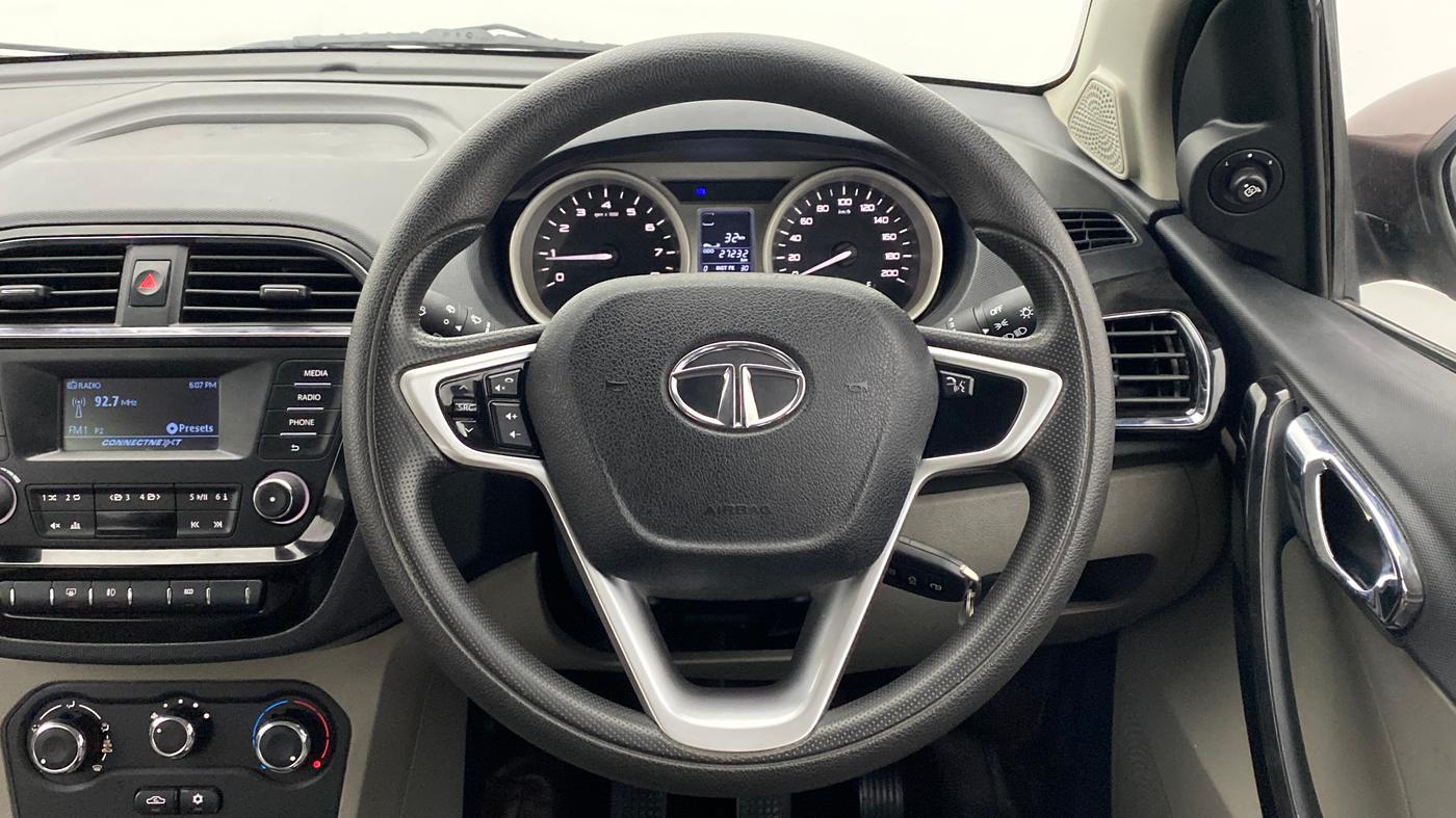 2017 Tata Tiago XZ 1.05 REVOTORQ, Diesel, Manual, 27,351 km, Steering Wheel Close Up