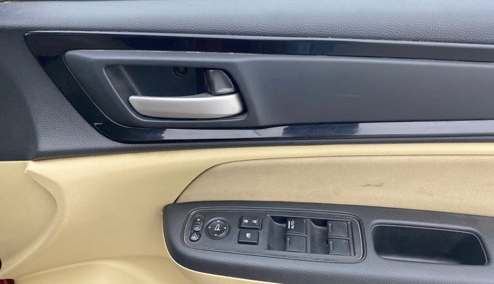 2019 Honda Amaze 1.2L I-VTEC V, Petrol, Manual, 39,051 km, Driver Side Door Panels Control