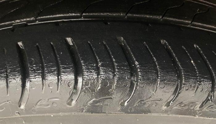 2019 Honda Amaze 1.2L I-VTEC V, Petrol, Manual, 39,051 km, Right Front Tyre Tread