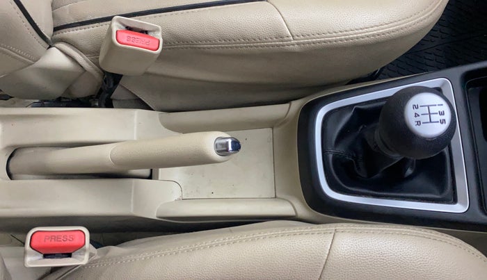 2019 Maruti Dzire VDI, Diesel, Manual, 69,749 km, Gear Lever