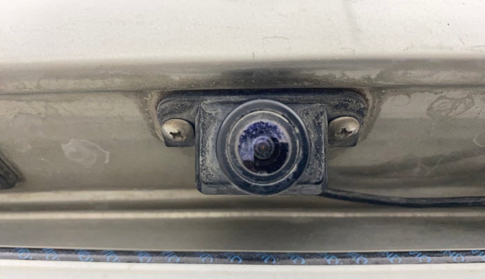 2013 Skoda Rapid AMBITION 1.6 TDI CR MT, Diesel, Manual, 1,14,039 km, Parking Camera